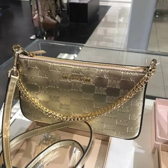 Michael Kors jet set travel pouchette pale gold - Picture 1 of 9